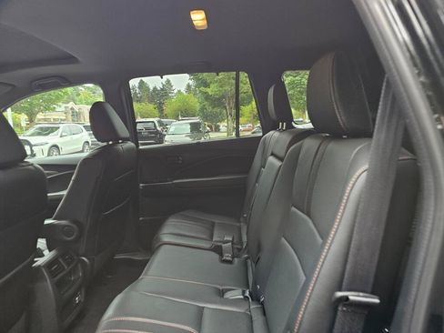 Used 2023 Honda Passport TrailSport image 19