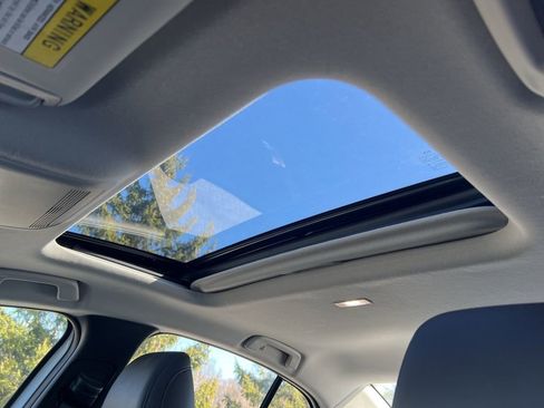 Used 2025 MAZDA MAZDA3 s image 11