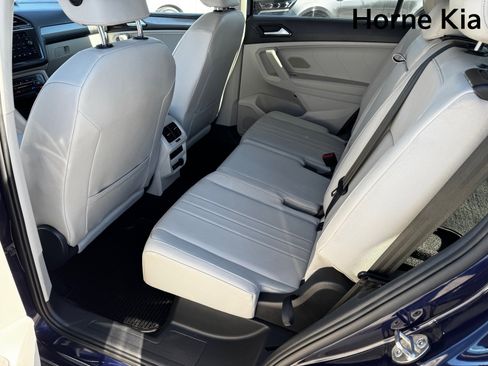 Used 2023 Volkswagen Tiguan SE image 12