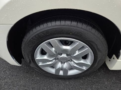 Used 2009 Nissan Altima 2.5 S w/ Convenience Pkg FWD image 25
