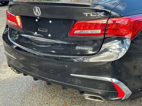 Used 2018 Acura TLX V6 SH-AWD w/ Advance Package image 5