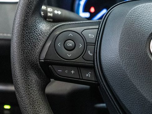 Certified 2025 Toyota RAV4 XLE AWD/4WD image 16