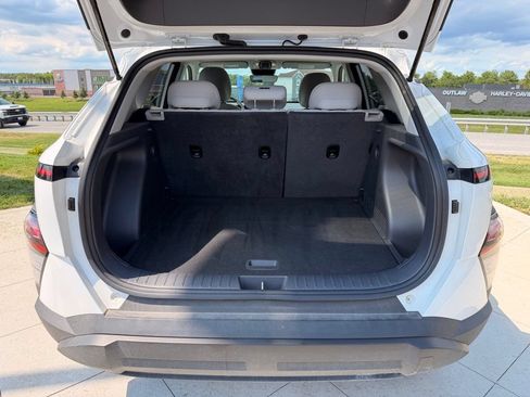 Used 2025 Hyundai Kona SEL AWD/4WD image 28