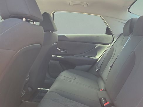 Certified 2026 Hyundai Elantra SE FWD image 26