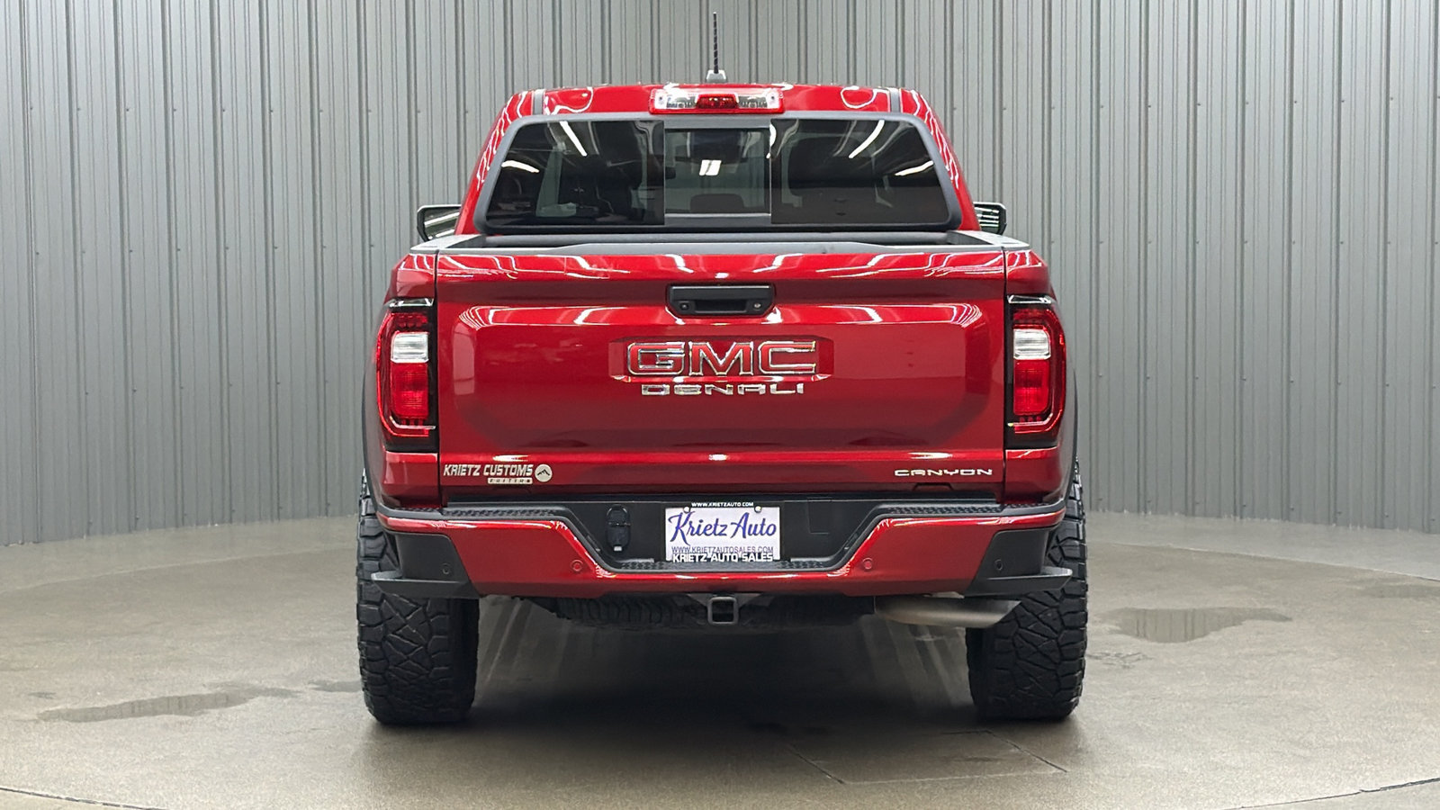 Used 2026 GMC Canyon Denali AWD/4WD image 3