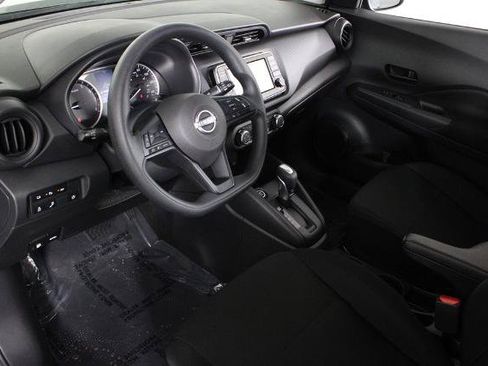Certified 2025 Nissan Kicks Play S FWD image 19