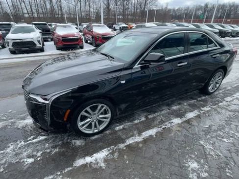 Used 2025 Cadillac CT4 Luxury image 4