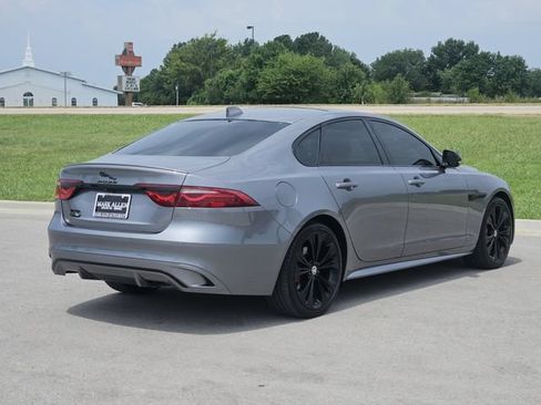Used 2024 Jaguar XF R-Dynamic SE AWD/4WD image 7