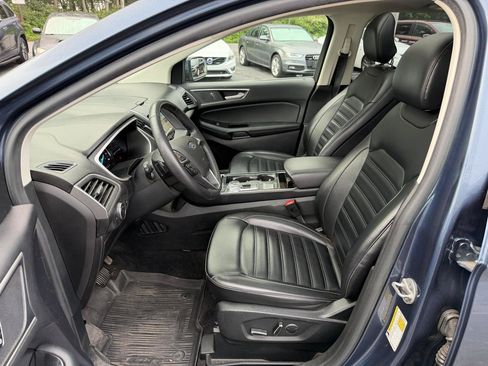 Used 2019 Ford Edge SEL w/ Equipment Group 201A AWD/4WD image 11
