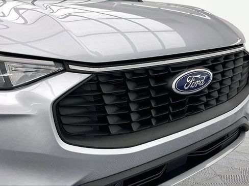 Certified 2023 Ford Escape Active AWD/4WD image 28