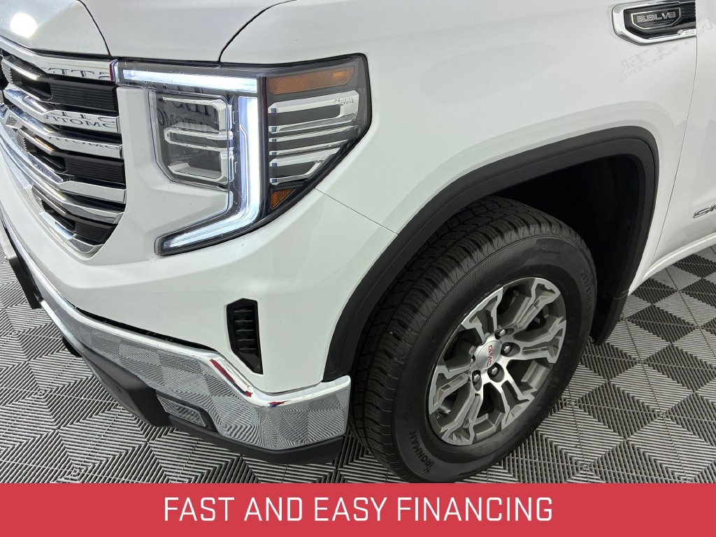 Used 2025 GMC Sierra 1500 SLT AWD/4WD image 7