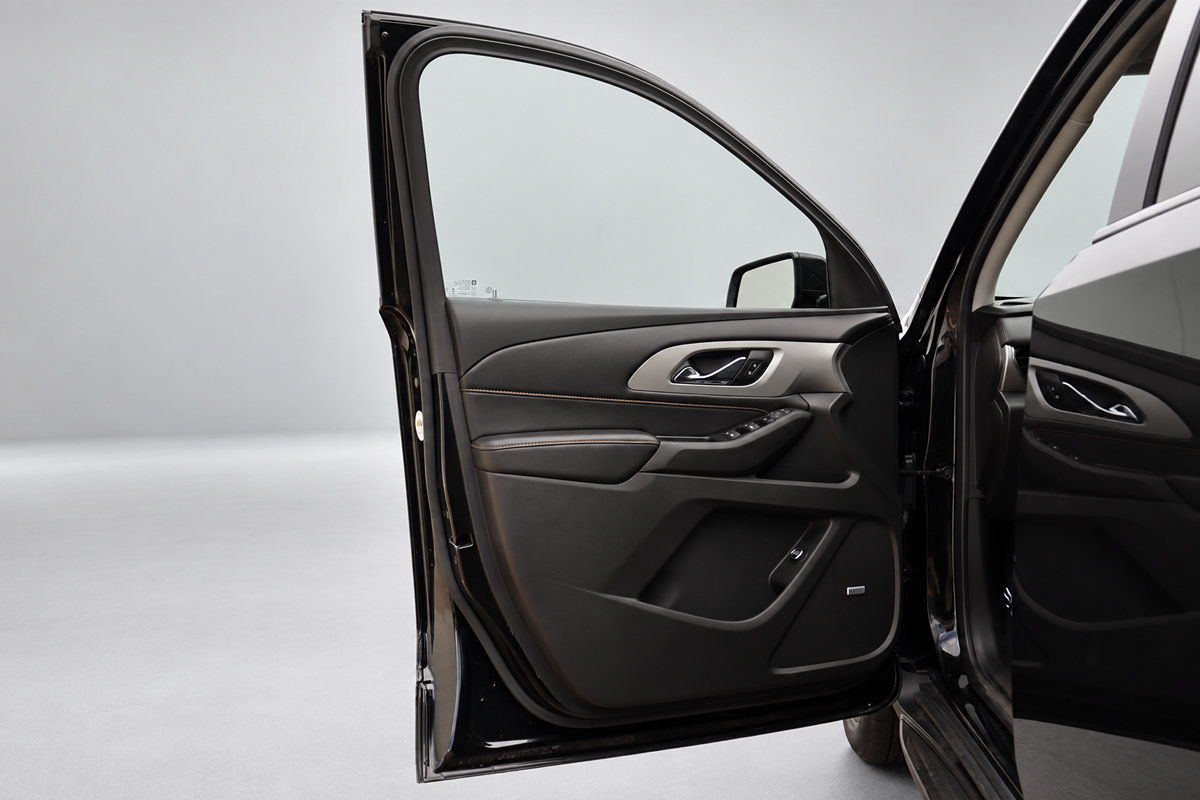 Used 2020 Chevrolet Traverse RS FWD image 26