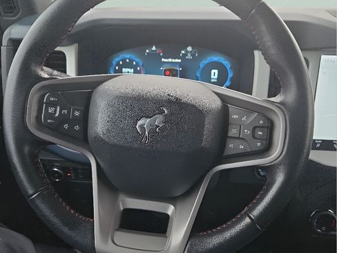 Used 2025 Ford Bronco Heritage Edition AWD/4WD image 17