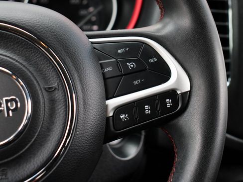 Used 2021 Jeep Compass Trailhawk image 22