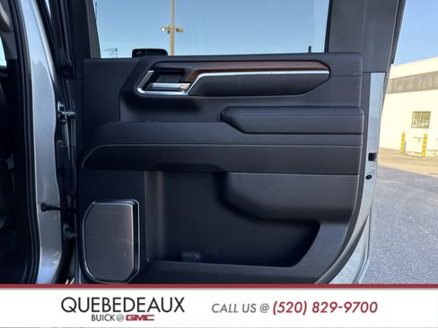 Used 2024 GMC Sierra 3500 Denali w/ Denali Reserve Package image 48