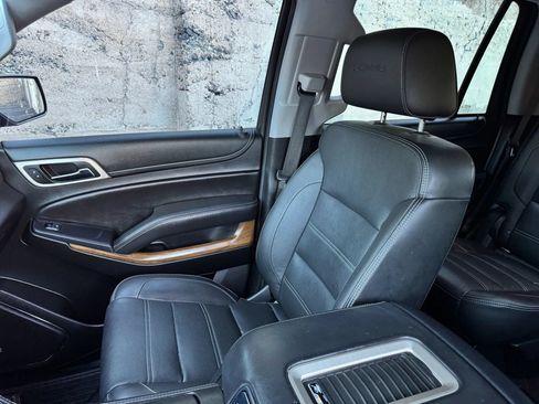 Used 2019 GMC Yukon Denali w/ Denali Ultimate Package AWD/4WD image 19
