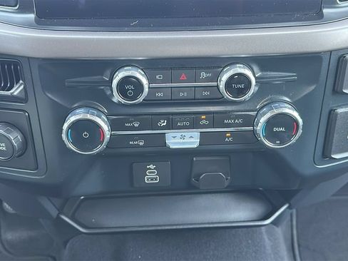 Used 2025 Ford F150 XLT w/ Equipment Group 301A Standard RWD image 26