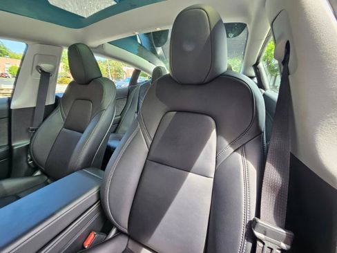 Used 2023 Tesla Model 3 Standard Range RWD image 34