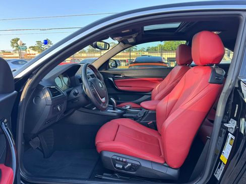 Used 2020 BMW 230i Coupe w/ Convenience Package RWD image 18