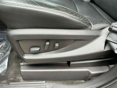 Used 2018 Chevrolet Silverado 1500 LT w/ All Star Edition image 16