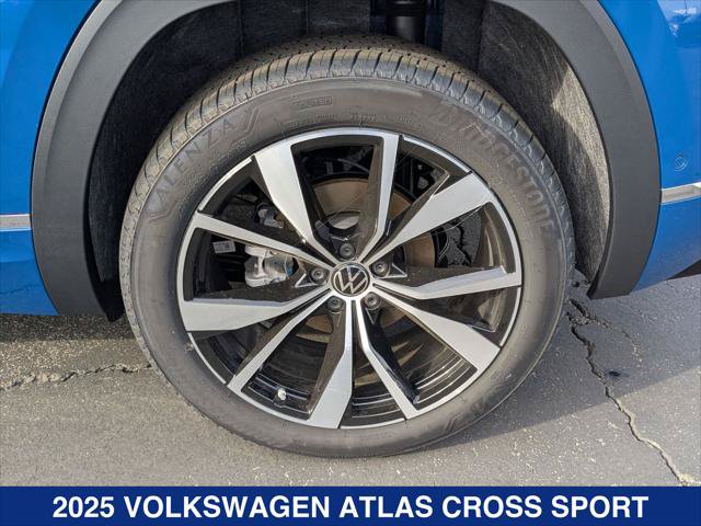New 2025 Volkswagen Atlas Cross Sport SEL Premium R-Line AWD/4WD image 9