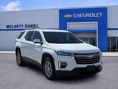 Used 2023 Chevrolet Traverse LT
