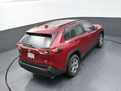 New 2025 Toyota RAV4 XLE w/ Convenience Package image 25