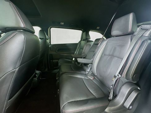 Used 2024 Honda Odyssey Sport image 27