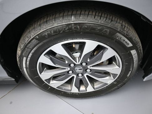 Certified 2023 Honda Odyssey EX-L image 13