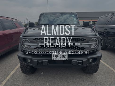 Used 2023 Ford Bronco Badlands AWD/4WD image 1