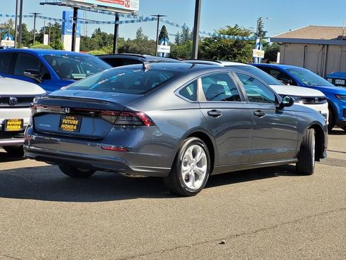 New 2026 Honda Accord LX image 5
