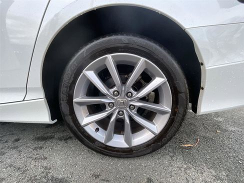 Used 2021 Honda Accord LX image 24