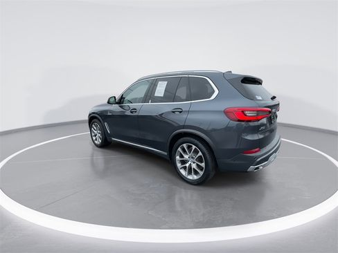 Used 2019 BMW X5 xDrive40i w/ Premium Package 2 image 6