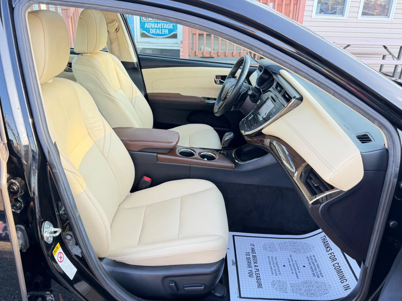 Used 2015 Toyota Avalon XLE Touring FWD image 38