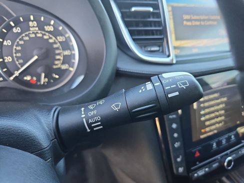 Used 2019 INFINITI QX50 Essential w/ Sensory Package image 27