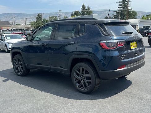 New 2026 Jeep Compass Limited w/ Sun, Sound & Navigation Group AWD/4WD image 7