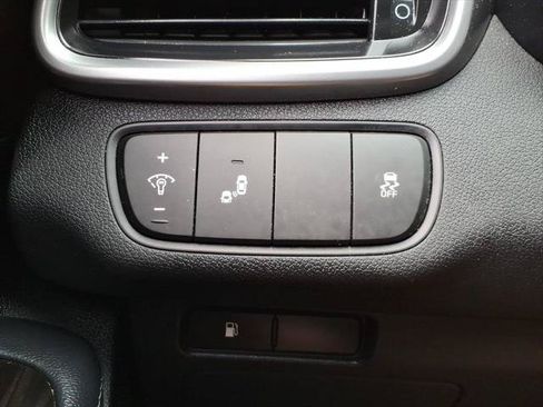 Used 2020 Kia Sorento LX AWD/4WD image 14