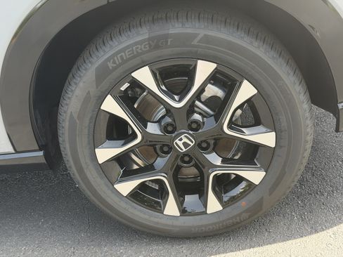 Used 2026 Honda HR-V EX-L image 13