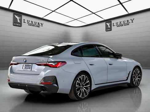 Used 2023 BMW 430i Gran Coupe xDrive w/ M Sport Package AWD/4WD image 8