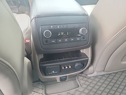 Used 2014 GMC Acadia Denali FWD image 20