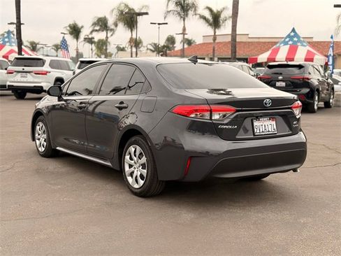 Used 2025 Toyota Corolla LE image 8