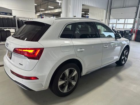 Used 2023 Audi Q5 2.0T Premium Plus w/ Premium Plus Package AWD/4WD image 4