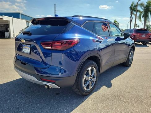 Certified 2023 Chevrolet Blazer LT w/ Convenience Package image 4