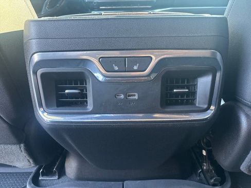 Used 2023 Chevrolet Silverado 1500 High Country w/ High Country Premium Package AWD/4WD image 36
