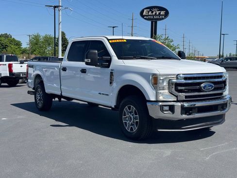 Used 2022 Ford F350 XLT w/ XLT Value Package AWD/4WD image 3