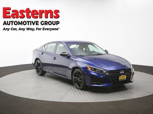 Used 2023 Nissan Altima 2.5 SR FWD image 48