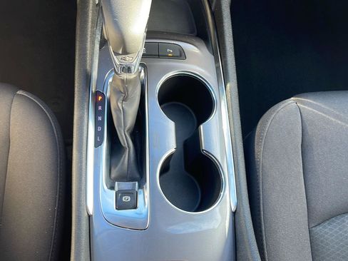 Used 2024 Chevrolet Malibu LT image 21