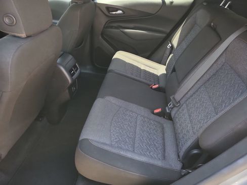 Used 2023 Chevrolet Equinox LT FWD image 23