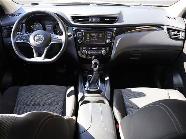 Used 2019 Nissan Rogue Sport SV w/ Technology Package AWD/4WD image 22