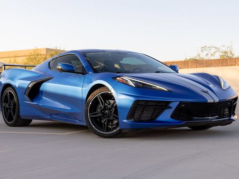 Used 2020 Chevrolet Corvette Stingray Premium Cpe w/ 3LT Preferred Equipment Group RWD image 3